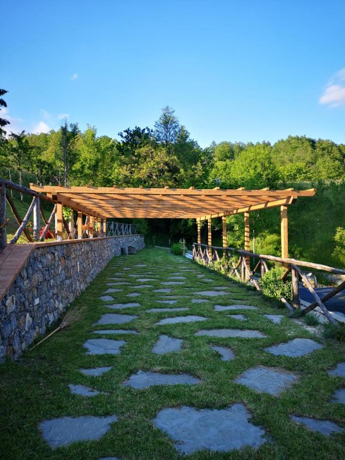 028 - Agriturismo "Il Boschetto" Con Piscina, Pace E Natura - Camera Familiare Cavizzano Exterior foto